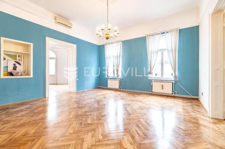Strogi centar grada, Medulićeva četverosoban stan 156 m²