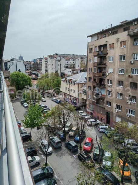 Prodaja renoviranog stana, Gospodar Jevremova