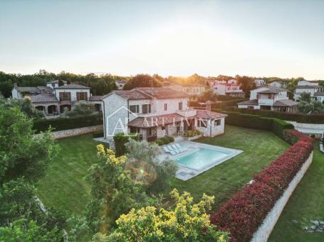 Poreč, okolica - luksuzna rustikalna villa s bazenom 