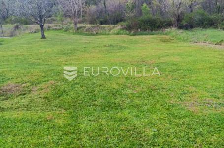 N. Vinodolski, Bribir, građevinsko zemljište 700 m²