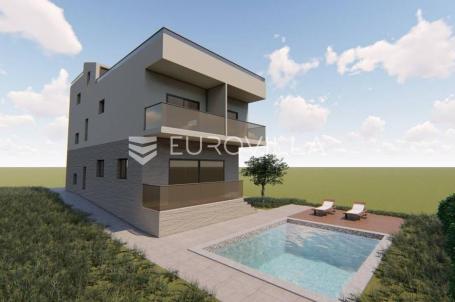 Istra, Ližnjan, građevinsko zemljište s građevinskom dozvolom i plaćenim komunalijama