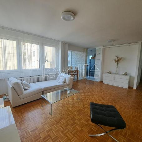 NOVI SAD - BULEVAR OSLOBOĐENJA - 59.00 m2