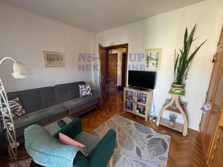 Dvoiposoban stan,68m2, Stara Detelinara!
