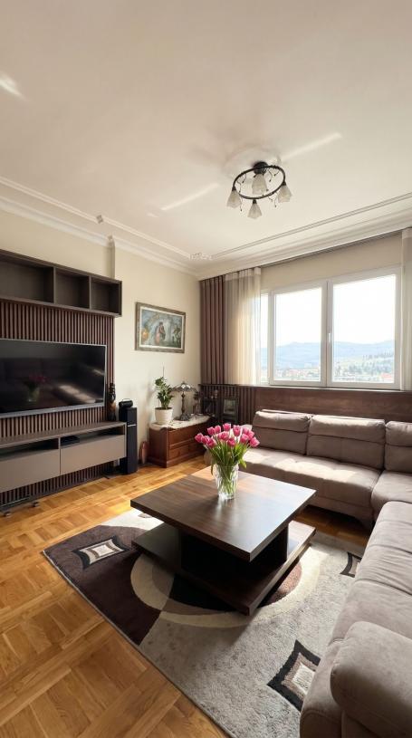 Na prodaju trosoban duplex stan 126 m² – Malo brdo, Podgorica