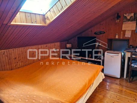 Obiteljska kuća u mirnom dijelu grada Korčule