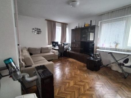 Dvosobni stan u Križevcima-prizemlje