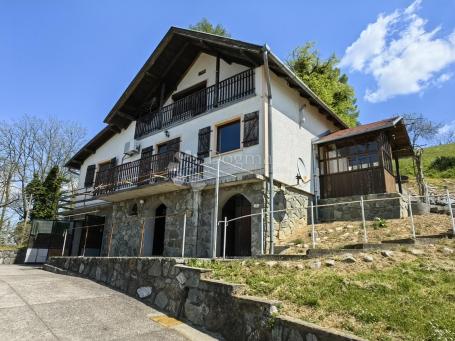 Kuća 5 min od centra Orahovice – velika prilika