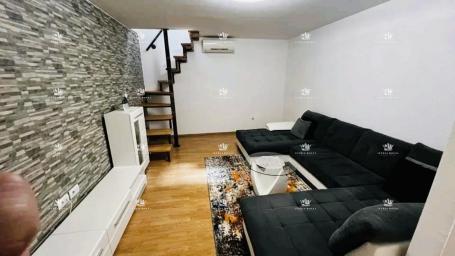 Istra , Buje , kuća 122m2 , kompletno renovirana , centar