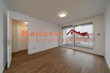VRACAR CUBURA 71m2 , T ,375000e