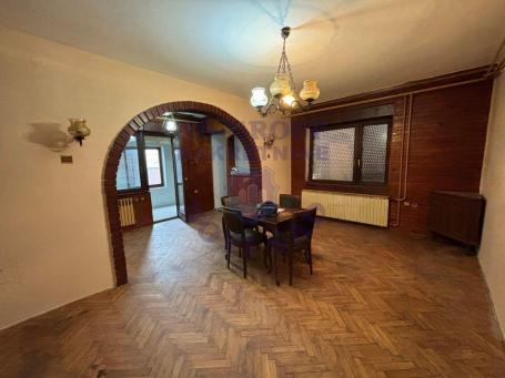 Prodajem kuću u Kaću