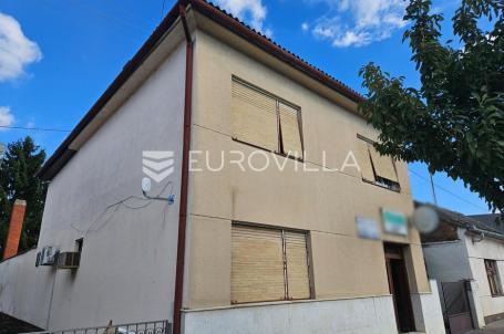 Beli Manastir, Centar, kuća na zemljištu 478 m²