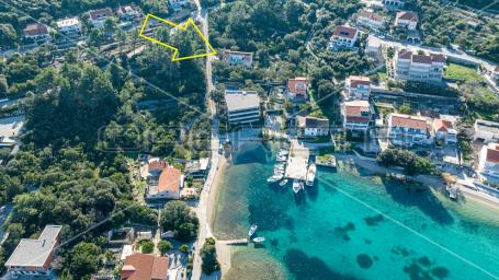 Investicija, kuća sa poslovnim prostorom, Žrnovska Banja, otok Korčula