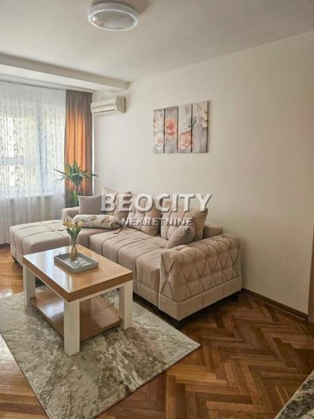 Vračar, Kalenić pijaca, , 2.0, 60m2, 850EUR