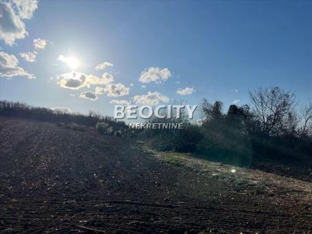 Novi Sad, Petrovaradin, Vezirac, 16a, 60000EUR