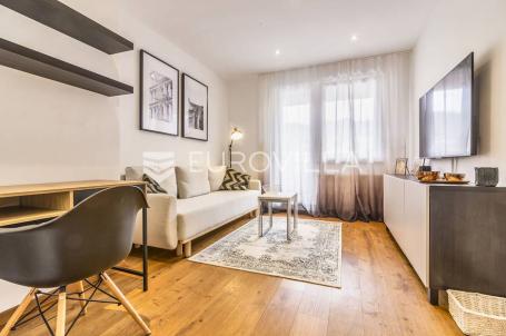 Gračanska cesta, novouređen dvosoban stan 60 m², balkon parking fix režije