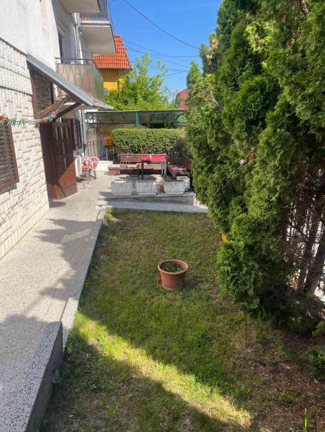 VOZDOVAC VOJVODE STEPE 68m2 , 185000e