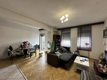 NOVI SAD - SALAJKA - 61.00 m2