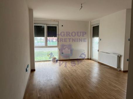 Četvorosoban 89m2 Petrovaradin