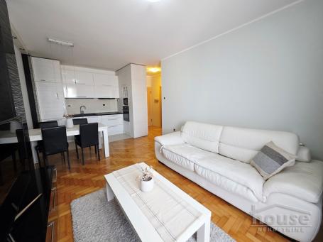 NOVI SAD - BULEVAR EVROPE - 42.00 m2