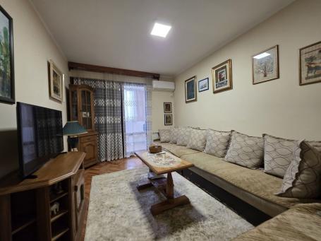 Jednosoban namjesten stan, 54m2, Cetinje