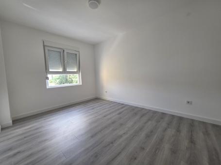 Jednosoban stan 48 m², Preko Morače, Podgorica