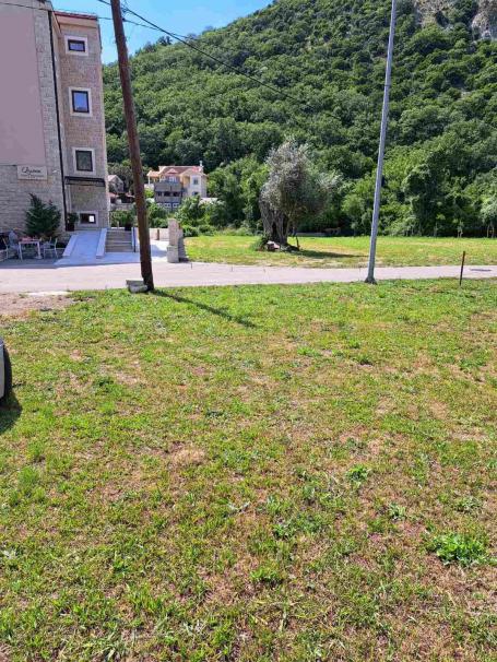 Plac 510m² na 300m od mora – Buljarice, Budva (odlična investicija)