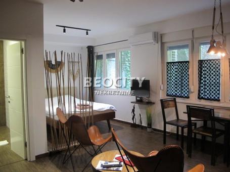 Savski venac, Ekonomski fakultet, , 1.0, 36m2, 162000EUR