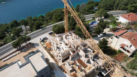 Primošten - Moderan stan na prvom katu, 20 m od mora