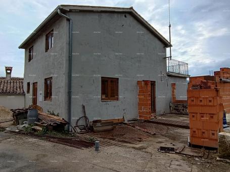 Haus Haus mit Blick auf den See – Pazin