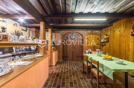 Gornji Kneginec, Varaždin Breg, kuća s potencijalom površine 164 m²