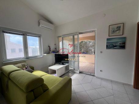 Vir - Južna strana, apartman na 1. katu, 150m do mora