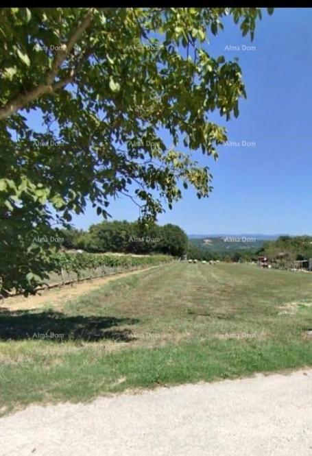 Građevinsko zemljište Građevinsko zemljište – Draguć (2212 m²)