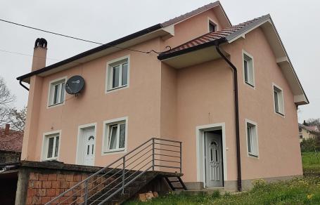IKEA-TRANŠPED, kuća sa 2 garaže na 10ari pogodna za biznis . . 
