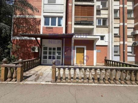 Lokal na Novom Naselju, 74m2