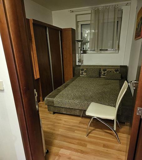 VOZDOVAC BUL. OSLOBODJENJA 22m2 , 330e