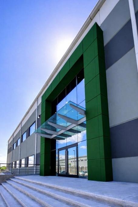 ZEMUN ZEMUN 10000m2 , 14000e