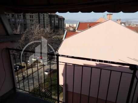 Izdaje se garsonjera u blizini DIF-a!