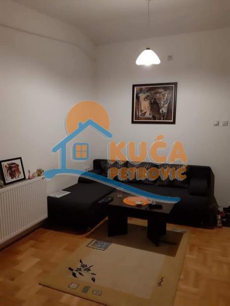 2.5, Centar, Kej