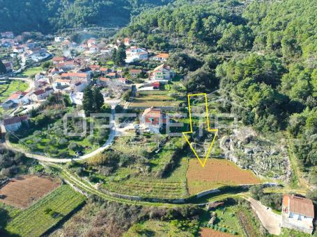 Rijetka prilika – zemljište 3.112 m², Dol, otok Hvar