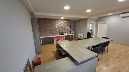 Altina, odličan i funkcionalan, 300m2 ID#14010