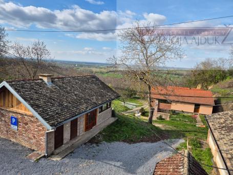 Draž obiteljska vinarija sa stambenim dijelom 766 m2 na 1,7ha
