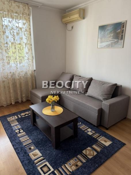 Novi Sad, Centar, Augusta Cesarca, 2.0, 40m2, 400EUR
