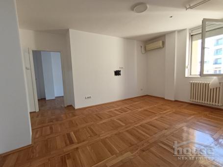 NOVI SAD - STANICA - 69.00 m2