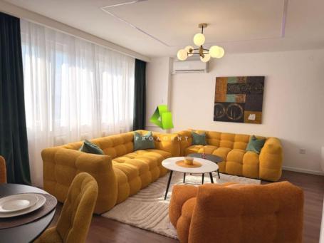 Lux renoviran dvoiposoban stan sa stvarima na najatraktivnijoj lokaciji kod Doma zdravlja ID#8037