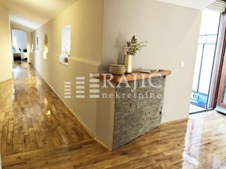 Centar, Šantićeva,100m2+4m2,4.0-renoviran #4529