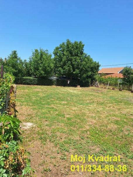 Surčin, Radiofar - Vasilija Ostroškog, plac 5 ari