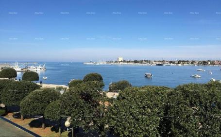 Stan Umag, Pogled na more!!! Moderan stan u centru Umaga – 50 m od mora