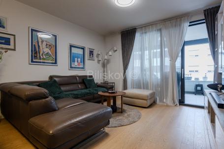 Vrbani, moderan trosoban stan, 98.75 m², garaža + gpm