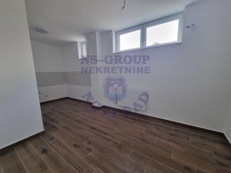 Jednoiposoban stan na Bulevaru Evrope, 32m2