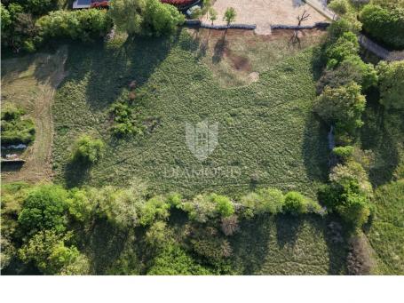 Labin, prekrasno građevinsko zemljište u blizini centra